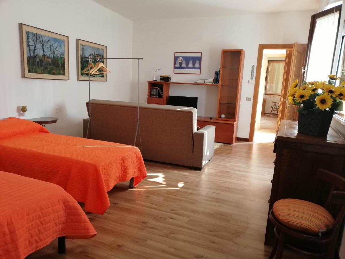 Appartamento Le Campanelle San Felice del Benaco Exteriör bild
