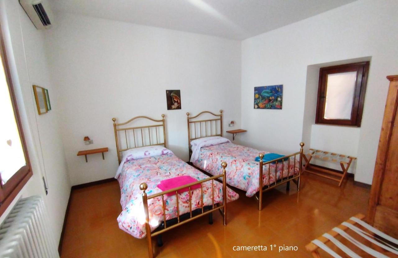 Appartamento Le Campanelle San Felice del Benaco Exteriör bild