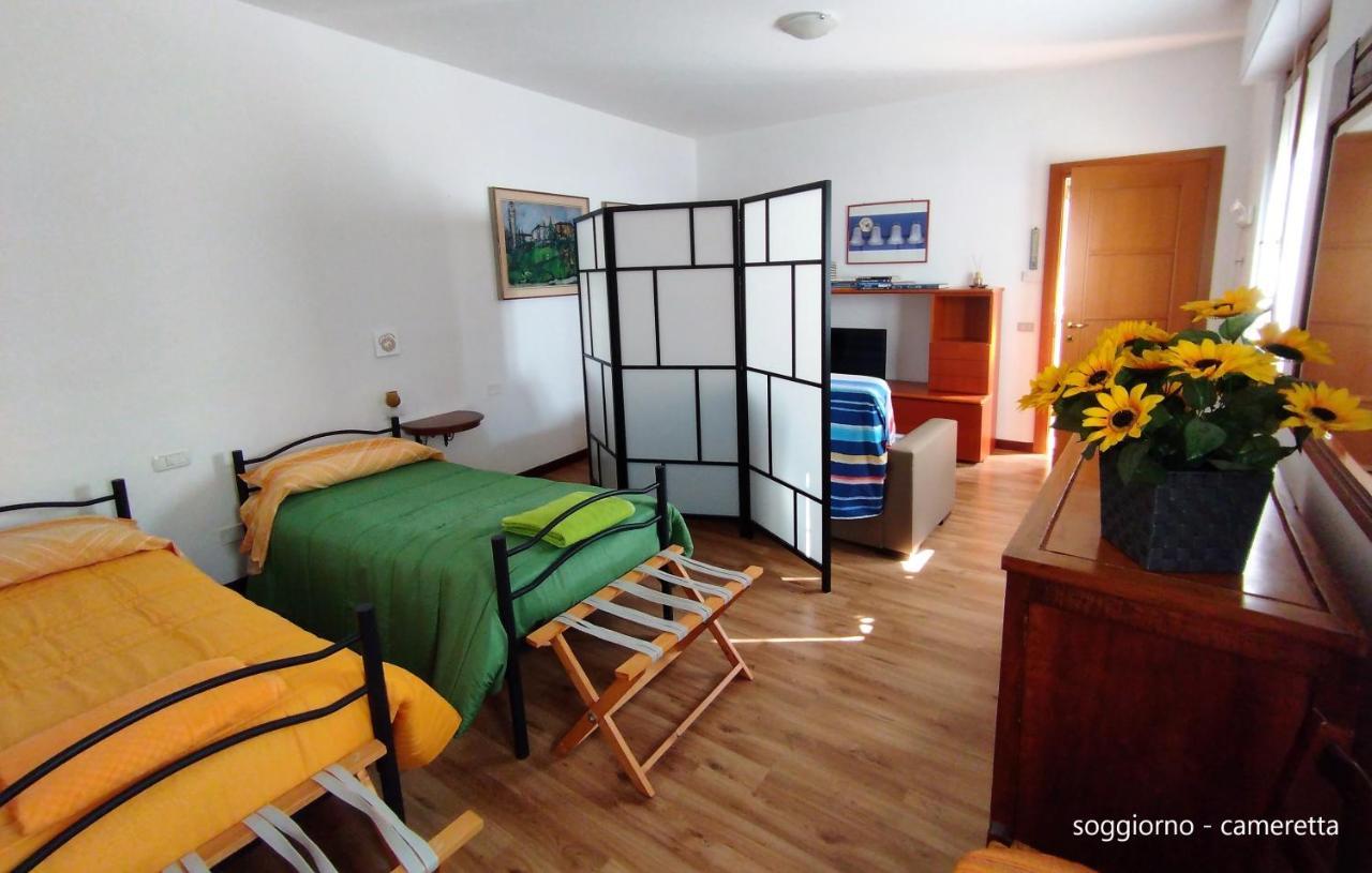 Appartamento Le Campanelle San Felice del Benaco Exteriör bild