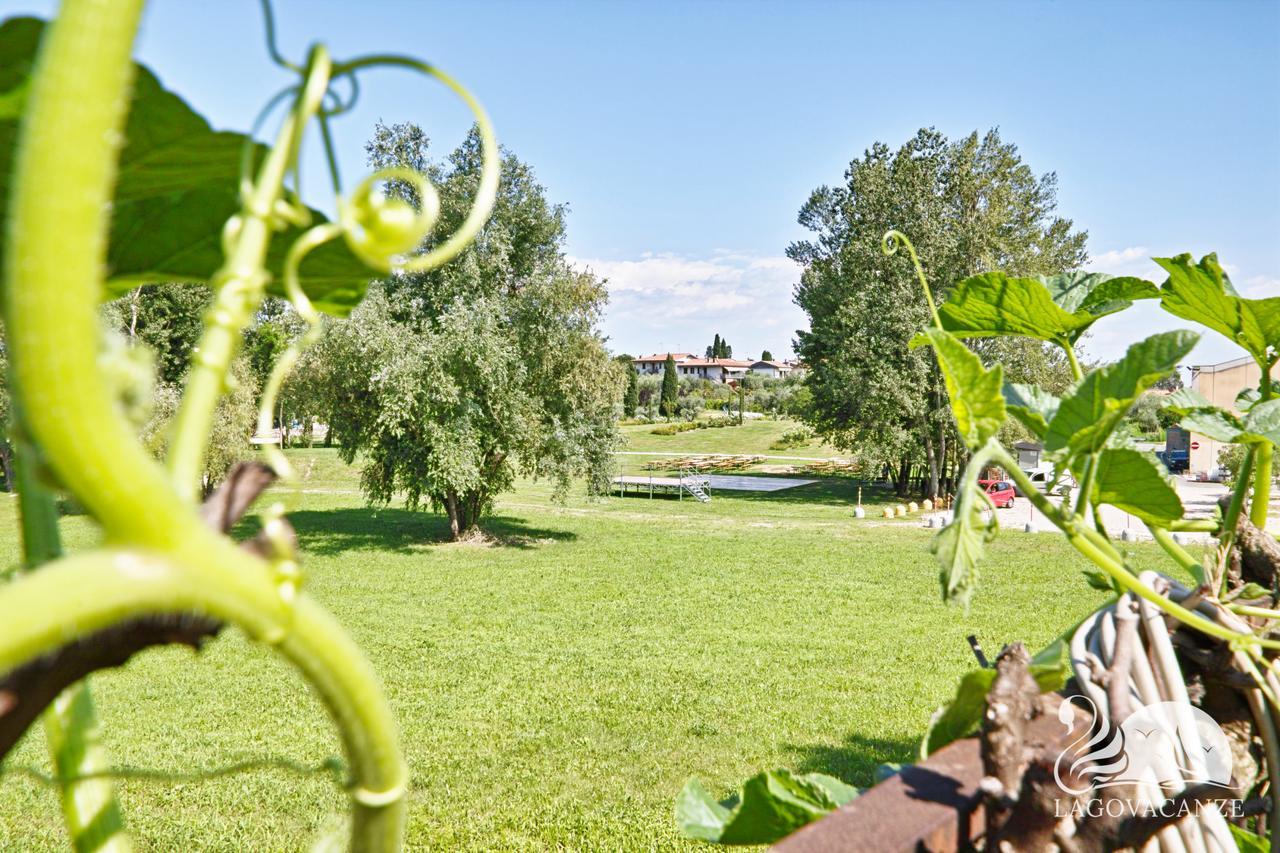 Appartamento Le Campanelle San Felice del Benaco Exteriör bild